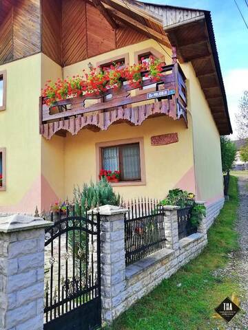 Фото номера Большой двухместный номер с 1 кроватью Гостевой дом Casa Lacry г. Мэнэстиря-Гуморулуй 46