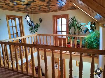 Фото номера Дом с 5 спальнями Гостевой дом Casa Lacry г. Мэнэстиря-Гуморулуй 13